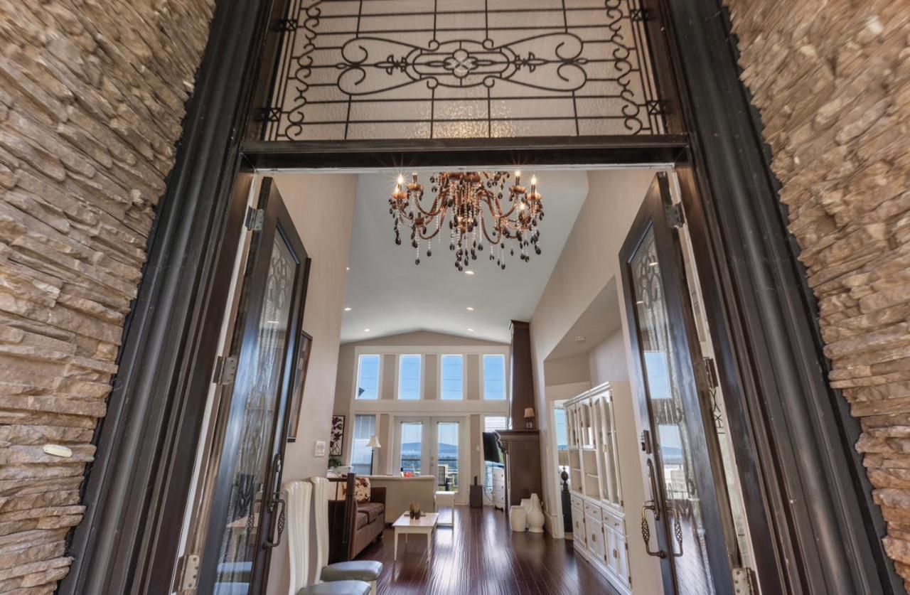 Seaview Executive Home Ladysmith Extérieur photo